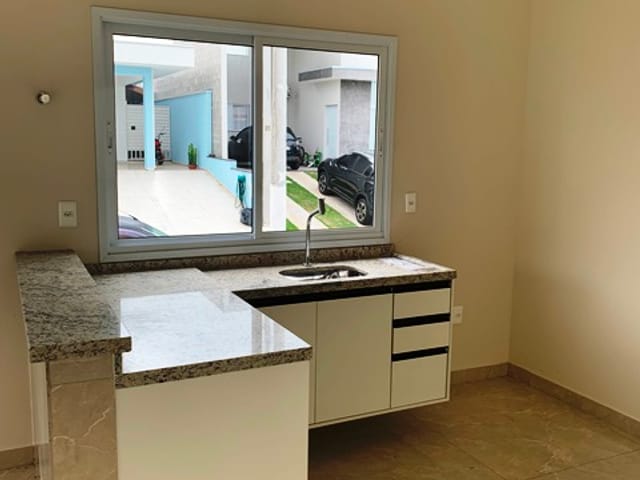Casa com 180m² 2 quartos e 3 banheiros, à venda, no bairro Vila Prado em Pindamonhangaba