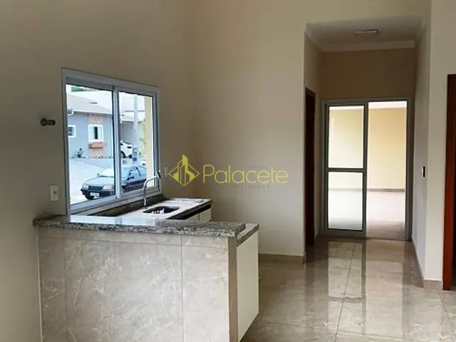 Casa com 180m² 2 quartos e 3 banheiros, à venda, no bairro Vila Prado em Pindamonhangaba