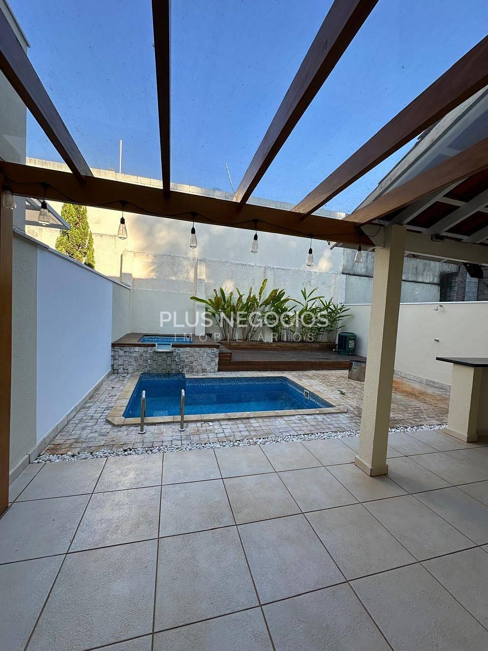 Casa à venda com 3 quartos, 128m² - Foto 14
