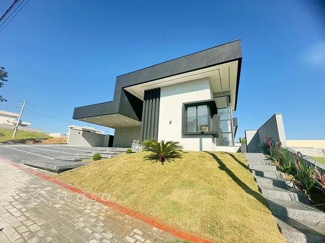 Casa com 540m² 3 quartos e 4 banheiros, à venda ou para alugar, no bairro Condomínio Residencial Ecopark Bourbon em Caçapava