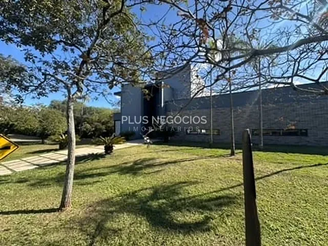 Casa com 1516m² 4 quartos e 7 banheiros, à venda, no bairro Barreiro em Araçoiaba da Serra
