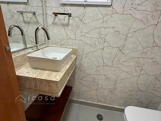 Casa com 360m² 3 quartos e 5 banheiros, à venda, no bairro Urbanova VII em São José dos Campos