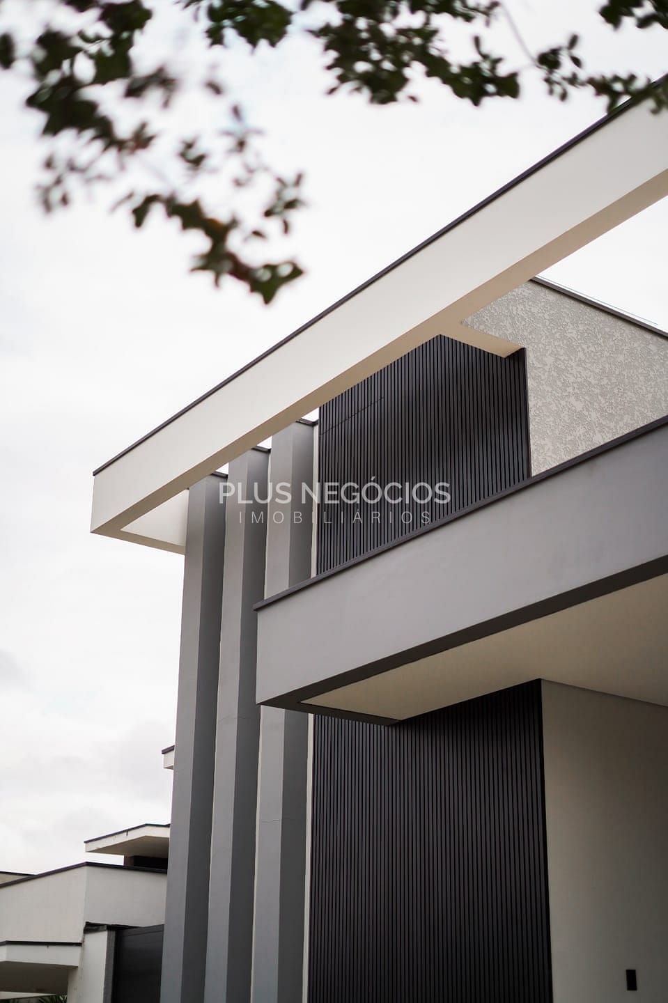 Casa, 3 quartos, 212 m² - Foto 1