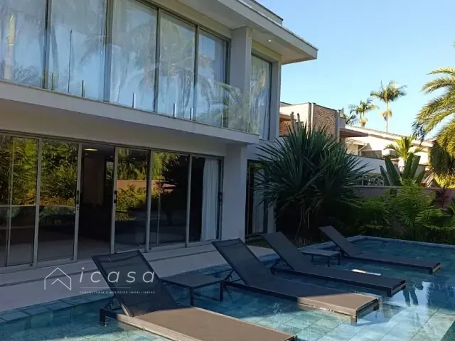Casa com 800m² 8 quartos e 10 banheiros, à venda, no bairro Costa Verde Tabatinga em Caraguatatuba