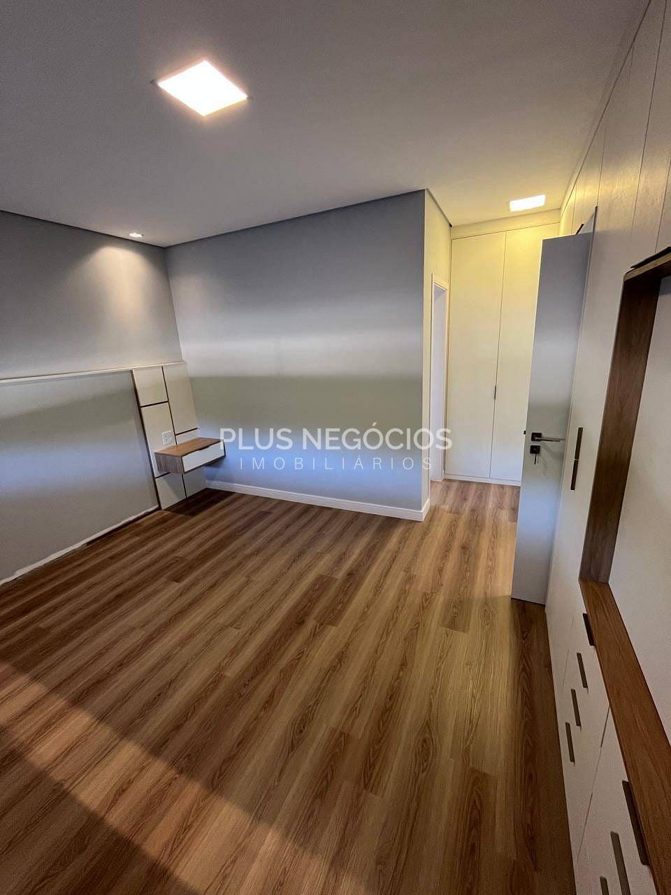 Casa à venda com 3 quartos, 181m² - Foto 6