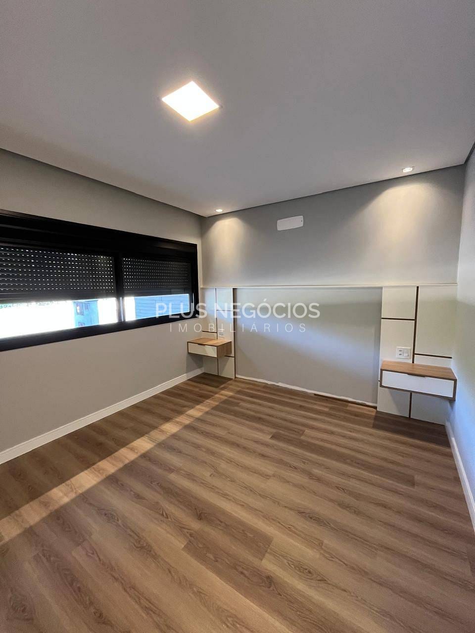 Casa à venda com 3 quartos, 181m² - Foto 7