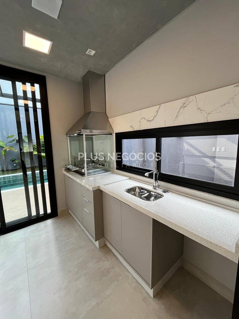 Casa à venda com 3 quartos, 181m² - Foto 16