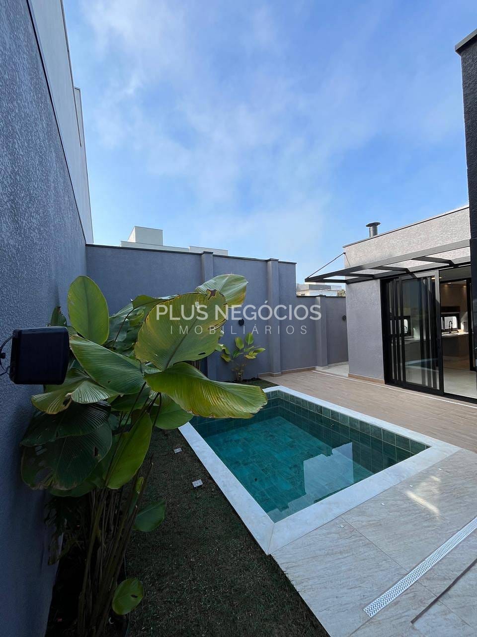Casa à venda com 3 quartos, 181m² - Foto 14