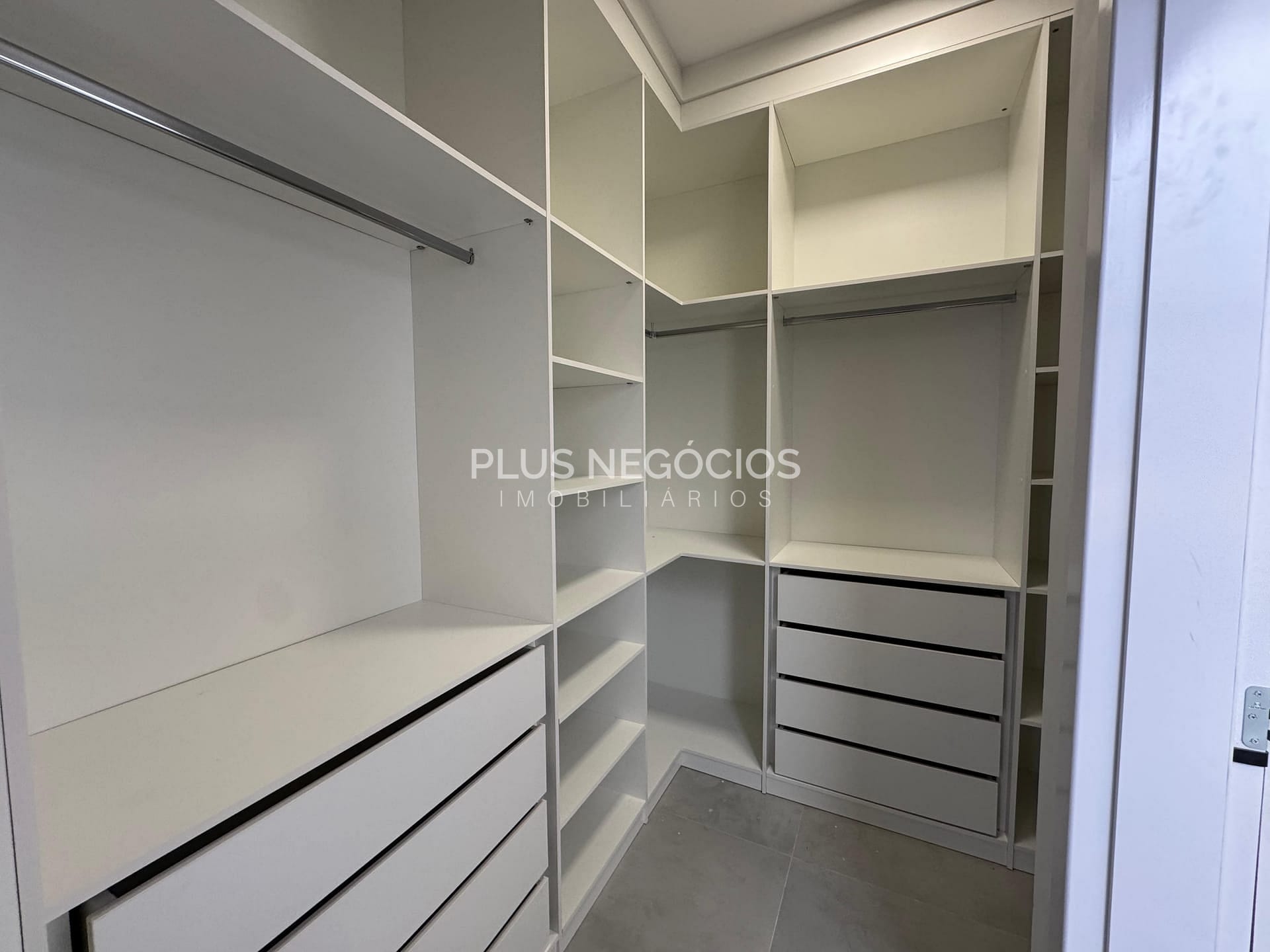 Casa à venda com 3 quartos, 116m² - Foto 10