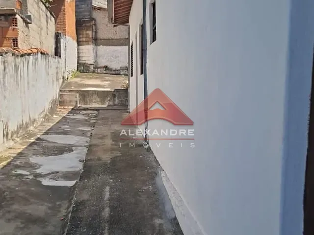 Casa 1 quarto e 1 banheiro, para alugar, no bairro Vila Sanches em São José dos Campos
