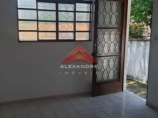 Casa 1 quarto e 1 banheiro, para alugar, no bairro Vila Sanches em São José dos Campos