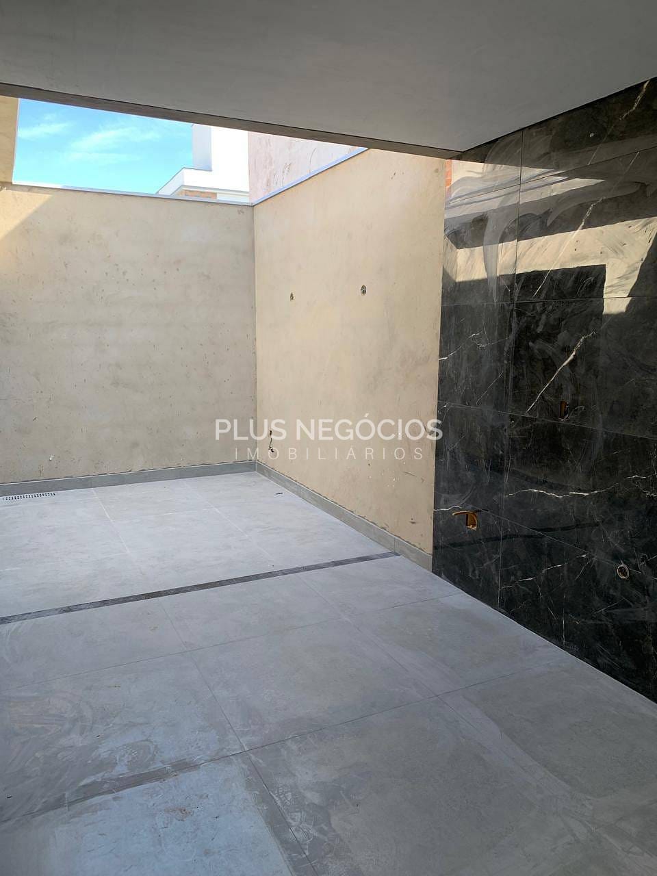 Casa à venda com 3 quartos, 110m² - Foto 11