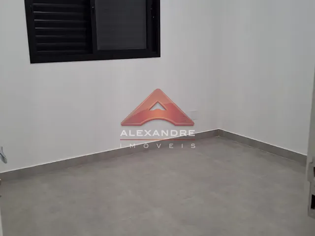 Casa com 150m² 2 quartos e 2 banheiros, à venda, no bairro Loteamento Portal Santa Inês em São José dos Campos