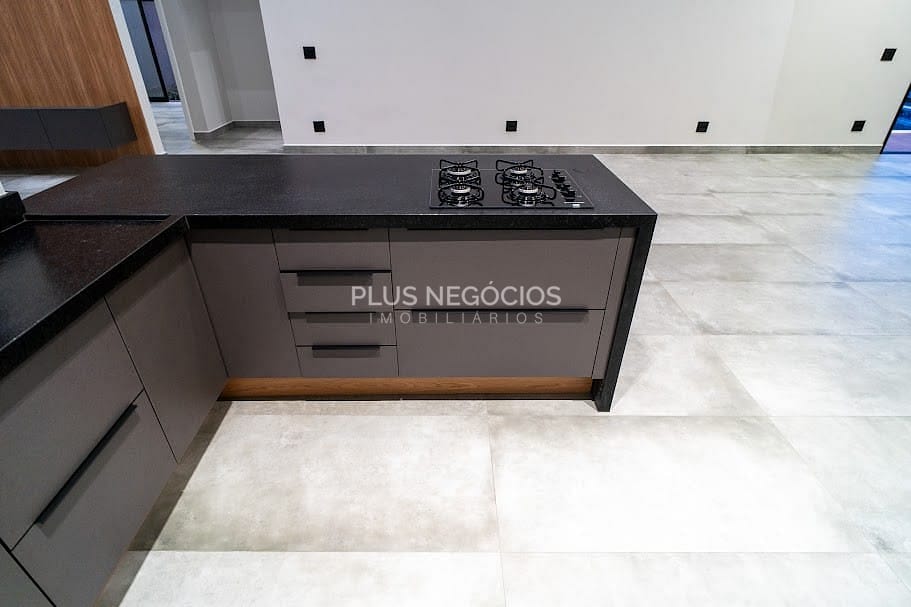 Casa à venda com 3 quartos, 212m² - Foto 9