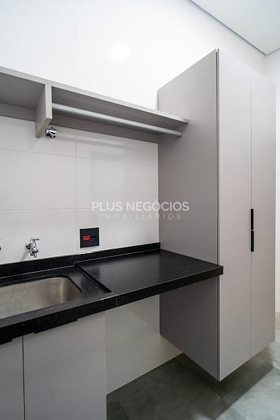 Casa à venda com 3 quartos, 212m² - Foto 30