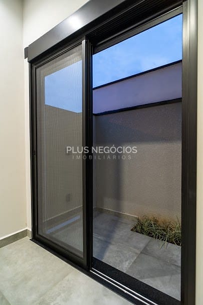Casa à venda com 3 quartos, 212m² - Foto 32