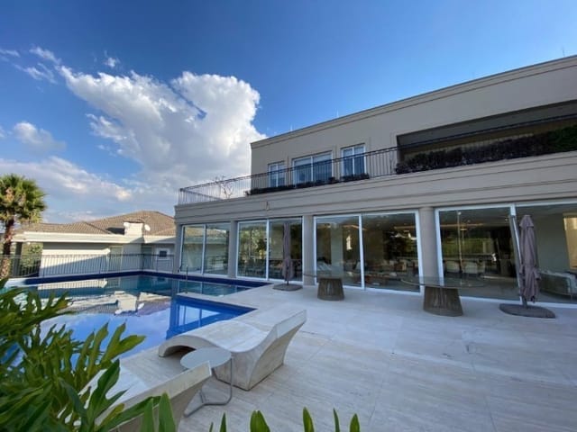 Casa com 3000m² 7 quartos e 11 banheiros, à venda, no bairro Tamboré em Santana de Parnaíba