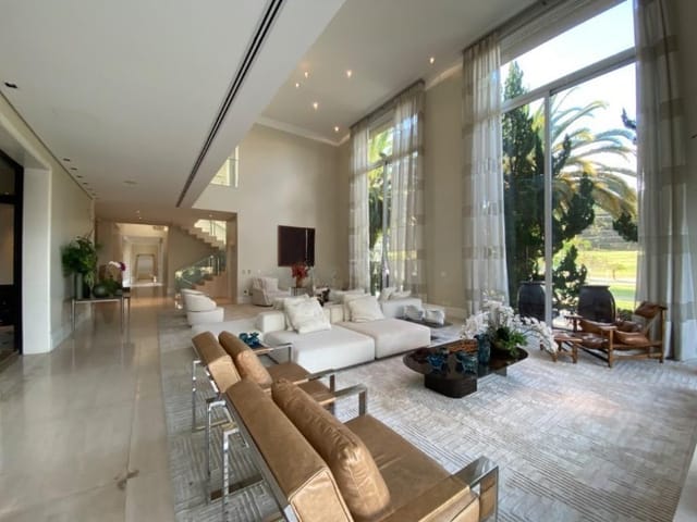 Casa com 3000m² 7 quartos e 11 banheiros, à venda, no bairro Tamboré em Santana de Parnaíba
