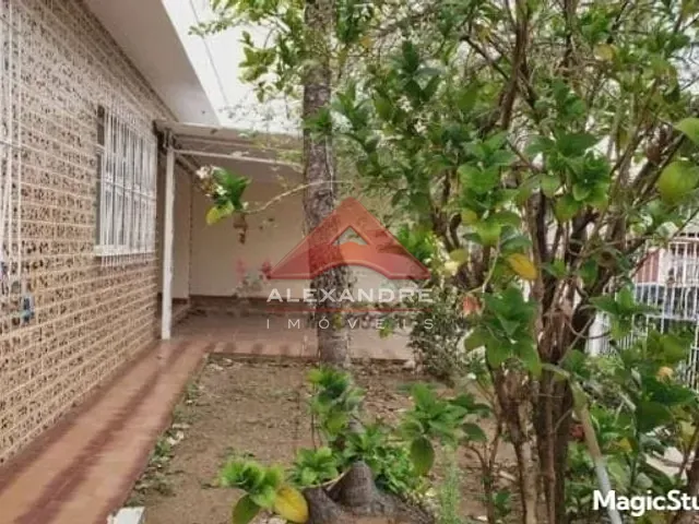 Casa com 236m² 2 quartos e 1 banheiro, à venda, no bairro Jardim Paulista em São José dos Campos