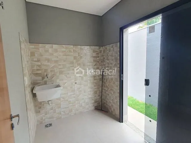 Casa com 330m² 3 quartos e 3 banheiros, à venda, no bairro Jardim TV Morena em Campo Grande