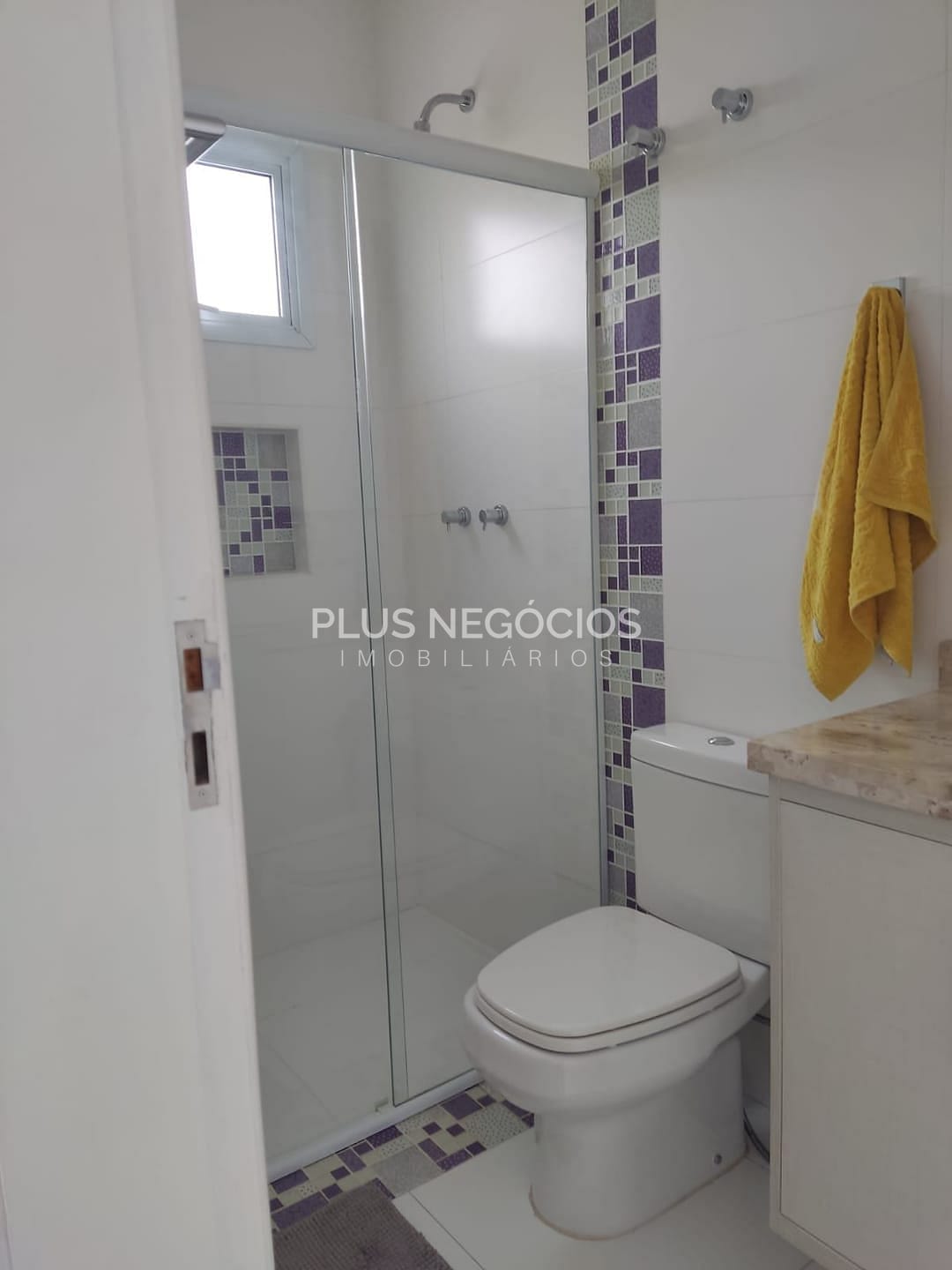 Casa à venda com 3 quartos, 242m² - Foto 11
