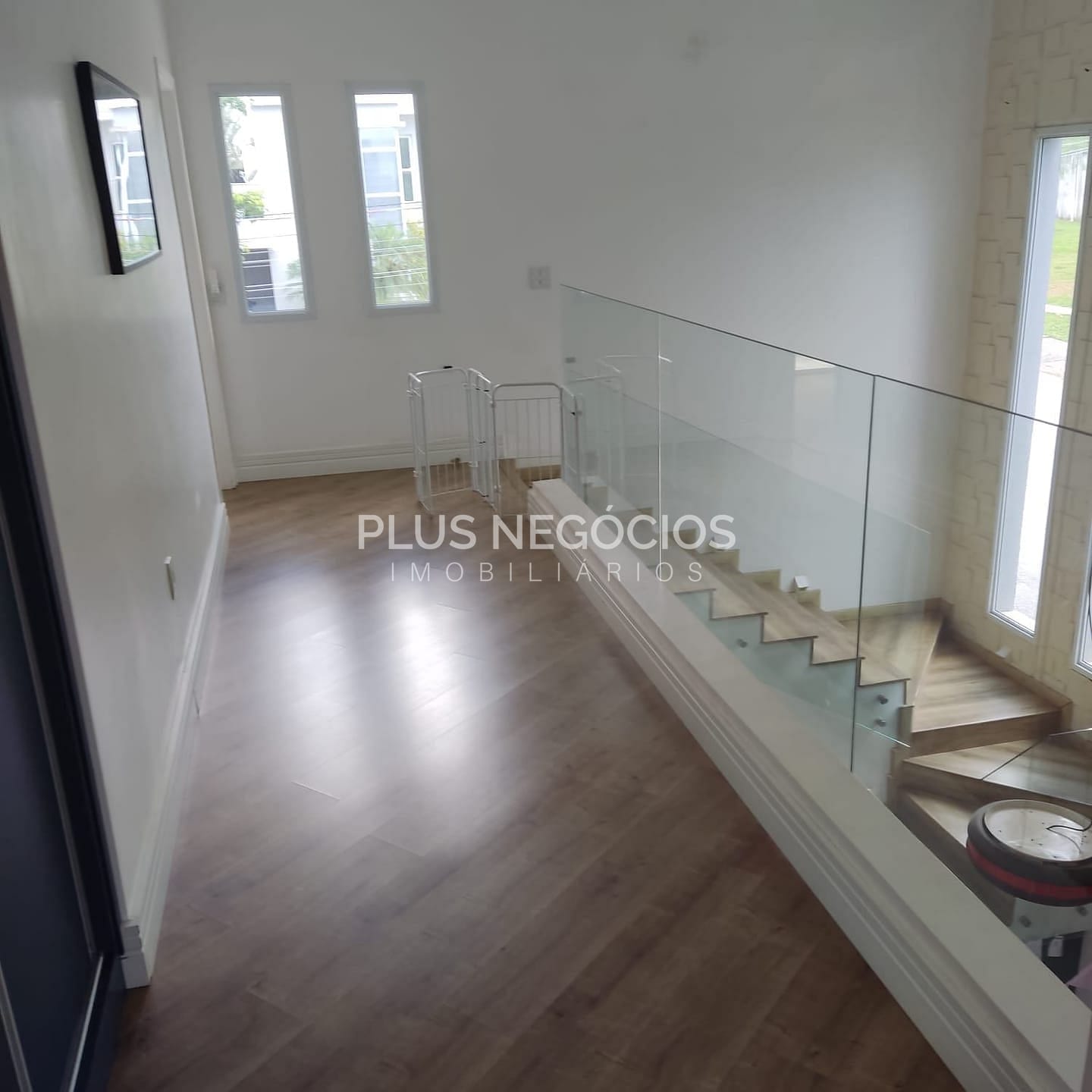 Casa à venda com 3 quartos, 242m² - Foto 6