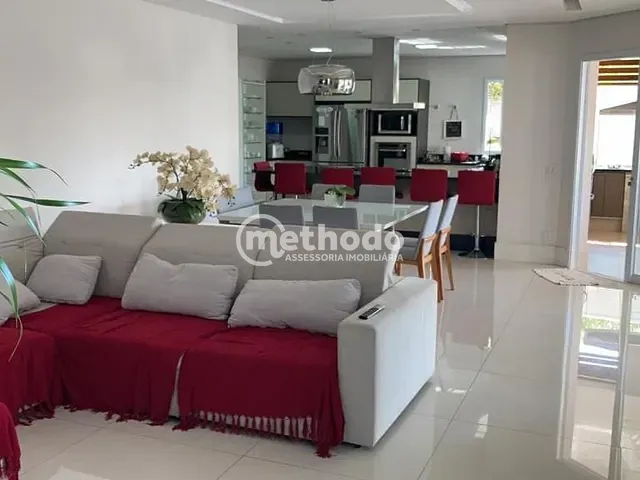 Casa com 428m² 3 quartos e 5 banheiros, à venda, no bairro Swiss Park em Campinas