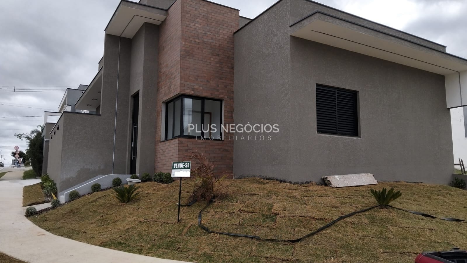 Casa à venda com 3 quartos, 115m² - Foto 3