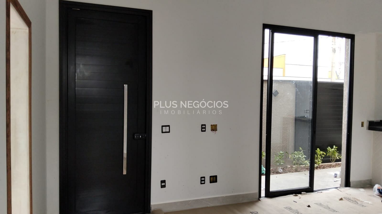 Casa à venda com 3 quartos, 115m² - Foto 4