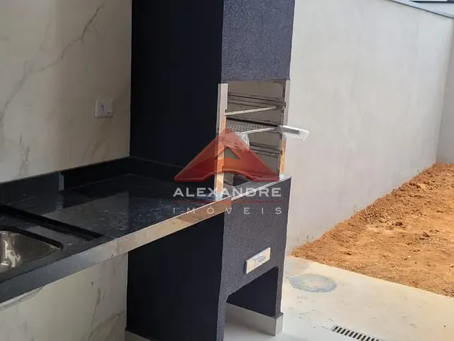 Casa com 150m² 3 quartos e 2 banheiros, à venda, no bairro Loteamento Portal Santa Inês em São José dos Campos