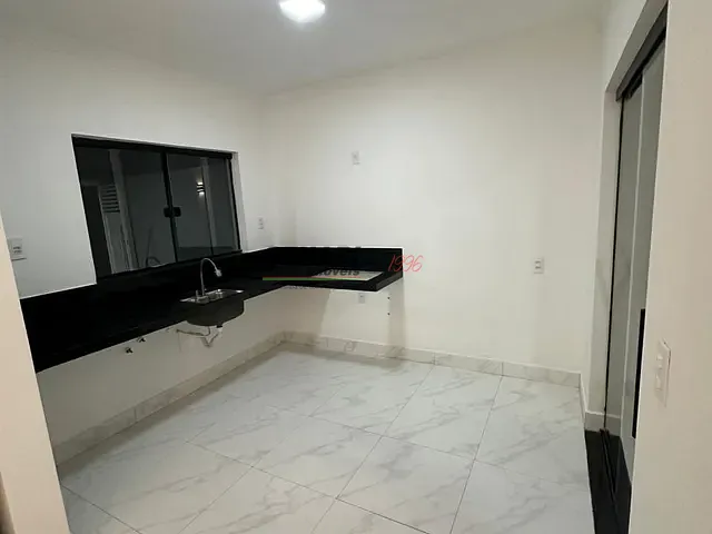 Casa com 150m² 3 quartos e 2 banheiros, à venda, no bairro Jardim Bom Sucesso em Indaiatuba