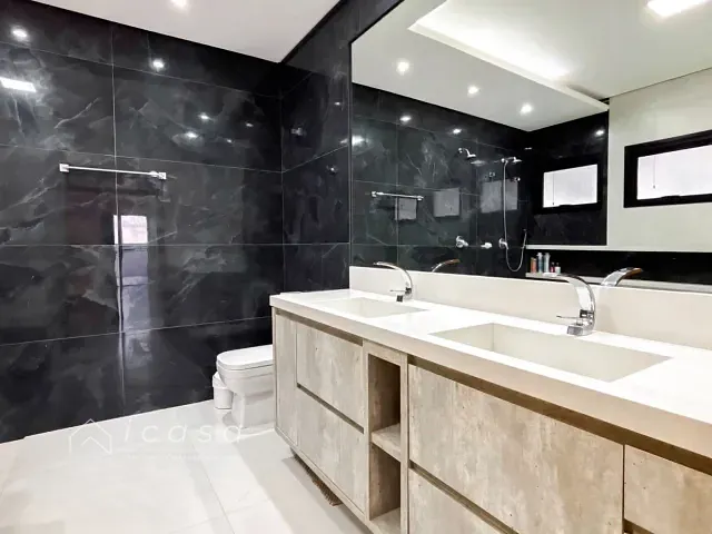 Casa com 610m² 5 quartos e 6 banheiros, à venda, no bairro Condomínio Residencial Montserrat em São José dos Campos