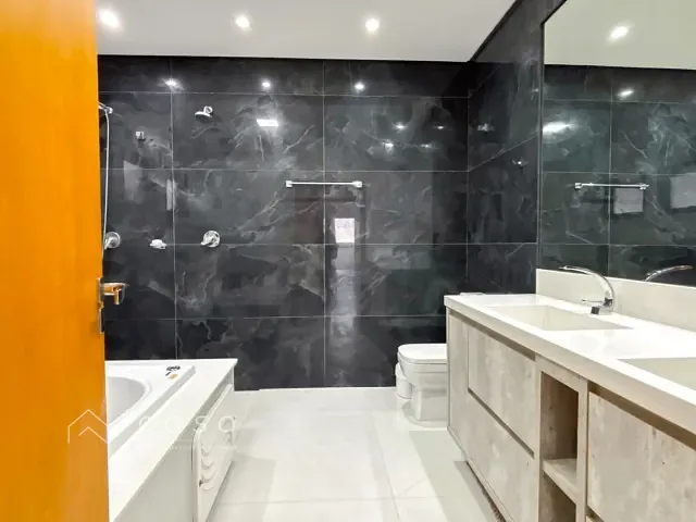 Casa com 610m² 5 quartos e 6 banheiros, à venda, no bairro Condomínio Residencial Montserrat em São José dos Campos