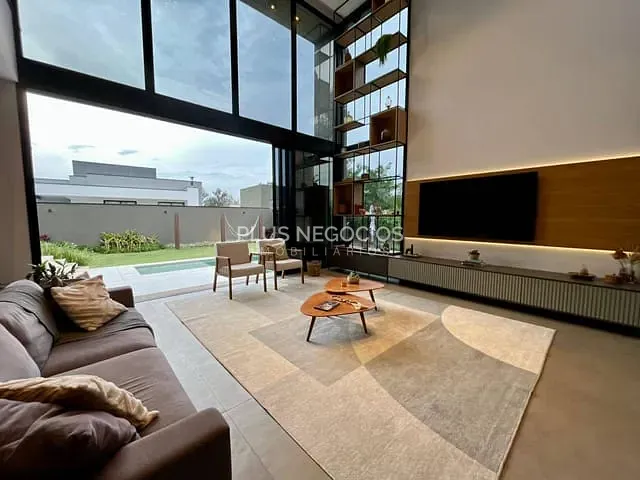 Casa com 690m² 5 quartos e 8 banheiros, à venda, no bairro Alphaville Nova Esplanada em Votorantim