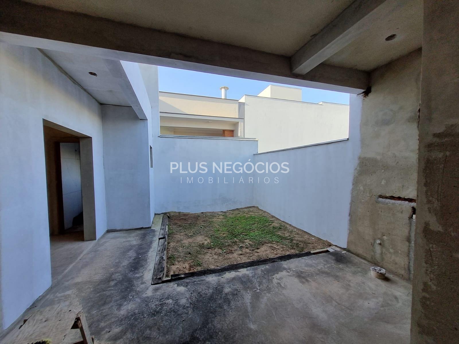 Casa à venda com 3 quartos, 209m² - Foto 3