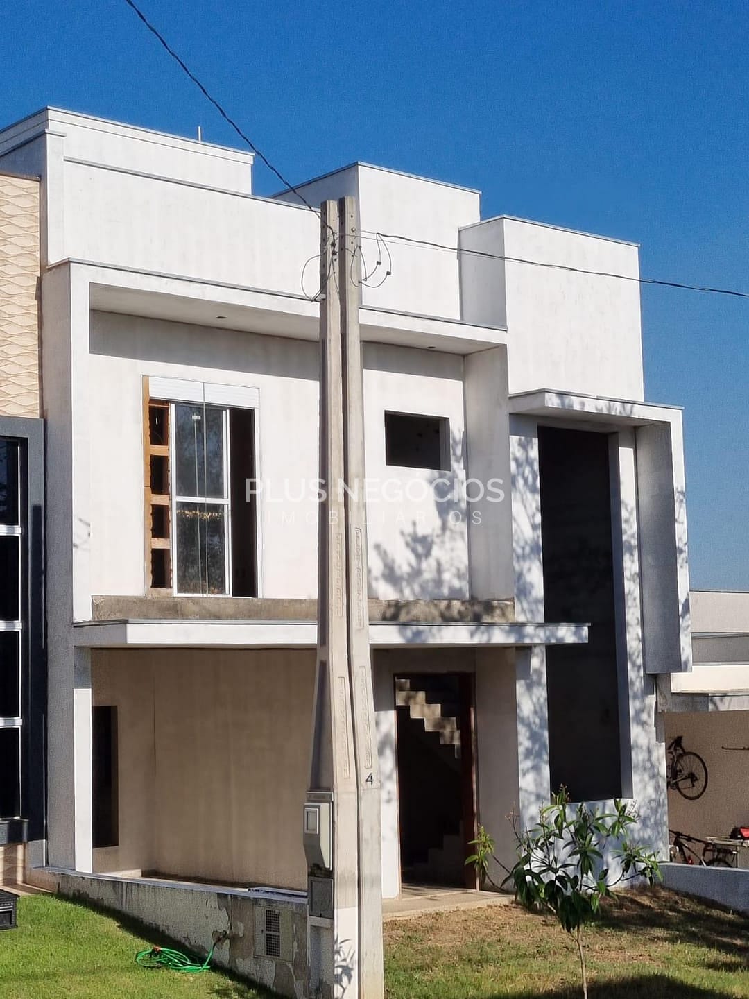 Casa à venda com 3 quartos, 209m² - Foto 8