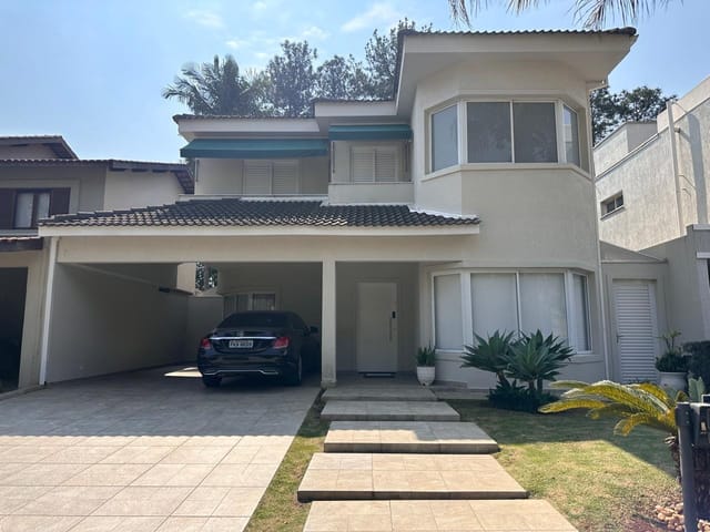 Casa com 364m², à venda, no bairro Alphaville em Santana de Parnaíba
