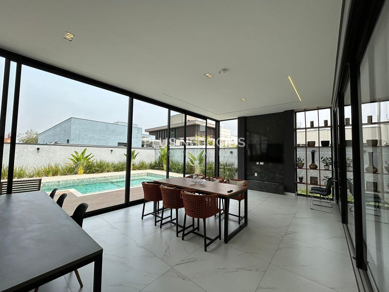 Casa à venda com 3 quartos, 360m² - Foto 18
