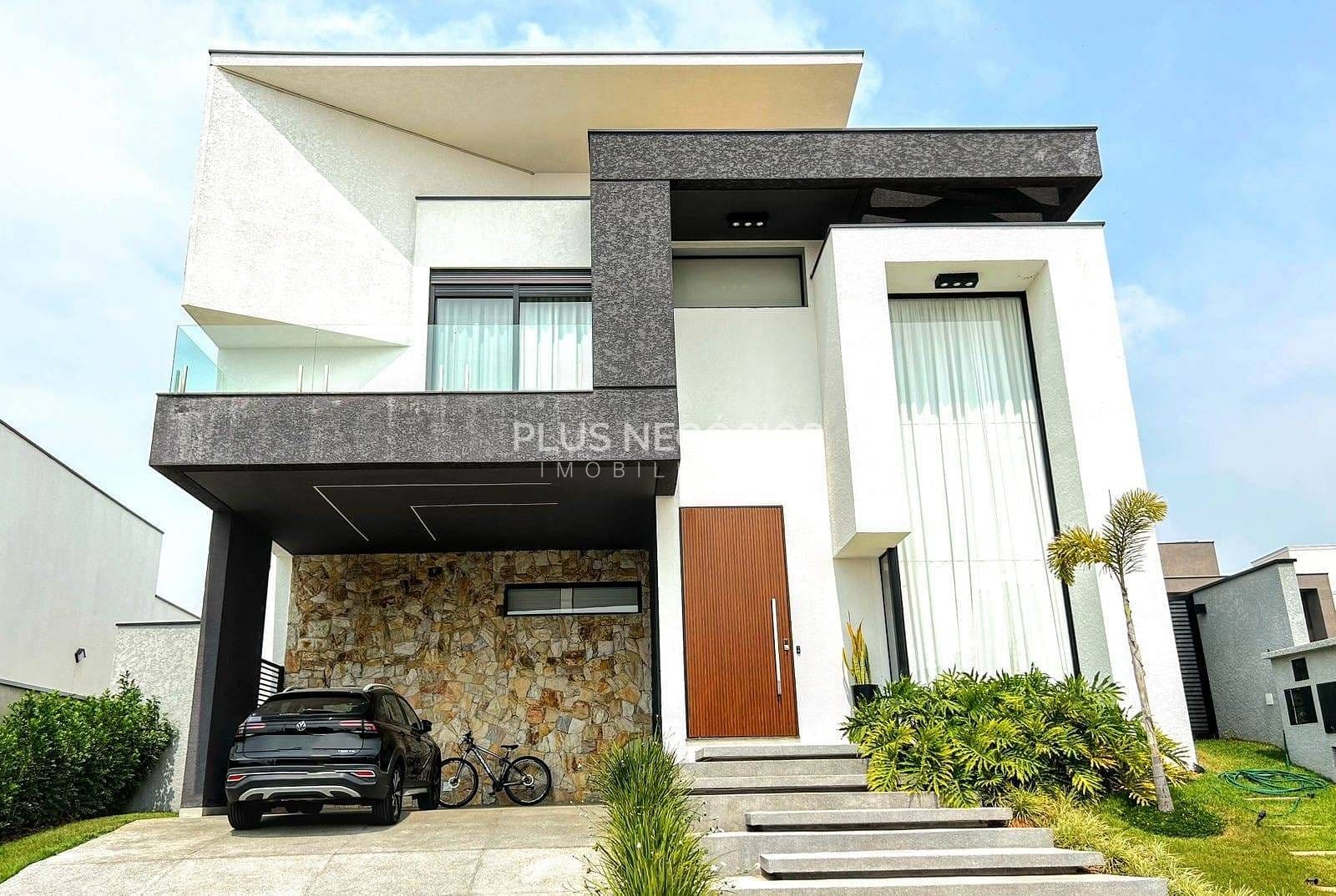 Casa à venda com 3 quartos, 360m² - Foto 1