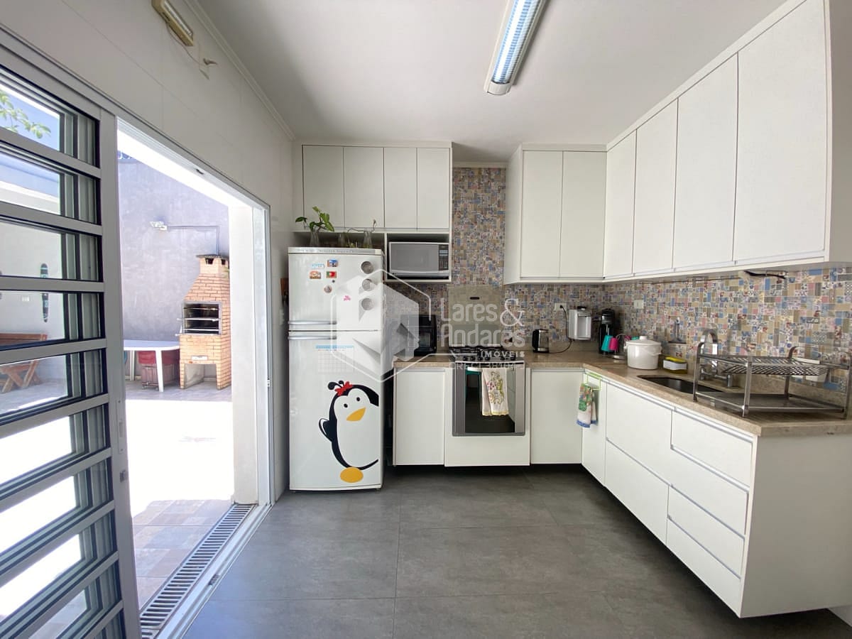 Casa, 3 quartos, 256 m² - Foto 11