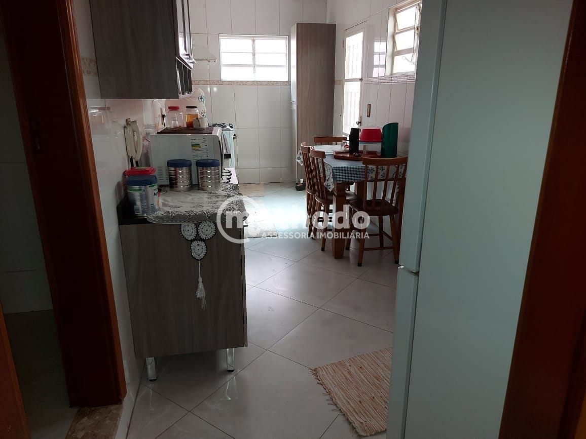 Casa, 3 quartos, 200 m² - Foto 17