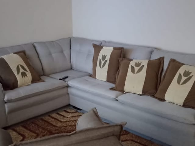 Casa com 276m² 3 quartos e 3 banheiros, à venda, no bairro Chácara Galega em Pindamonhangaba