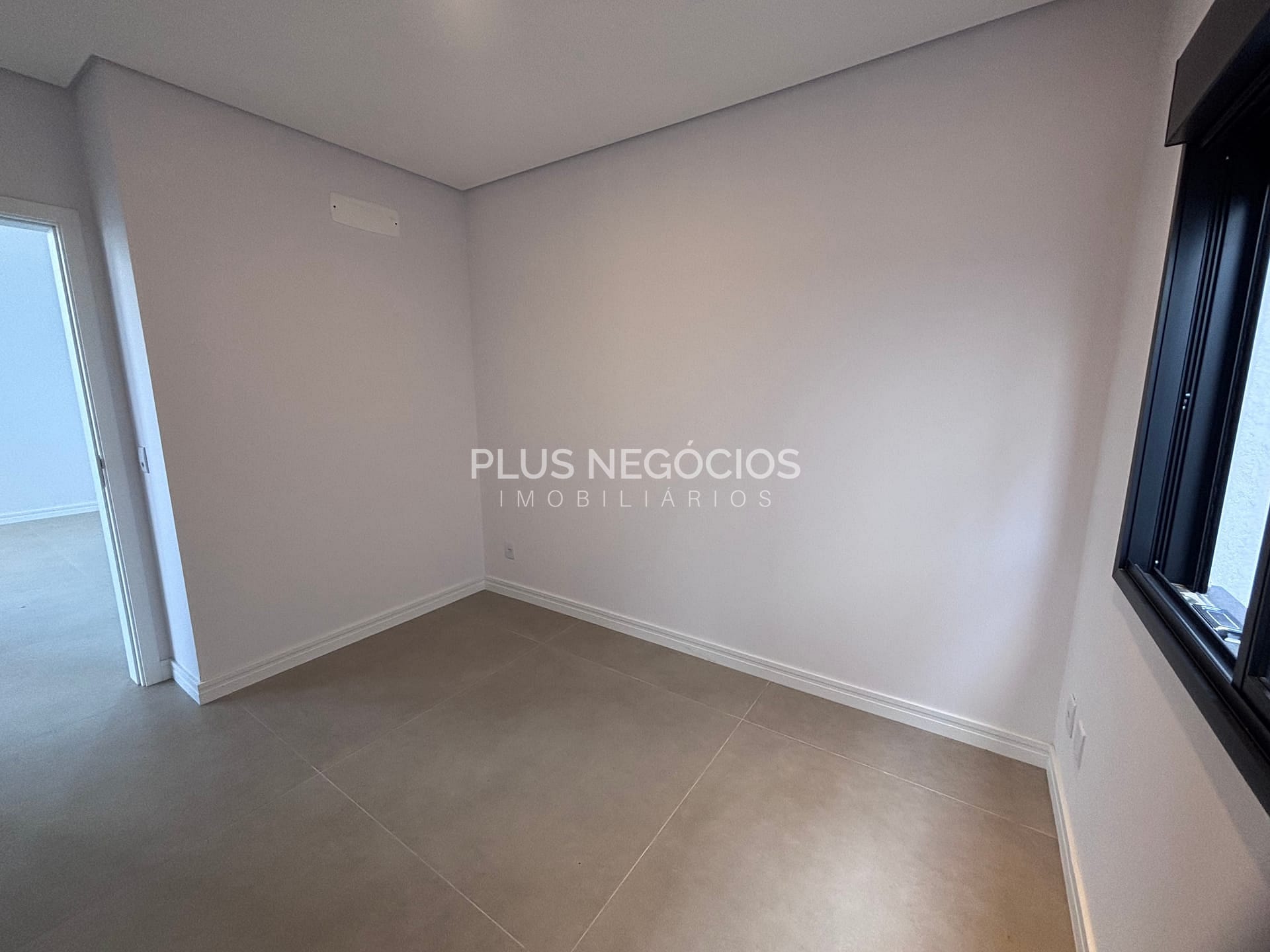 Casa à venda com 3 quartos, 244m² - Foto 22