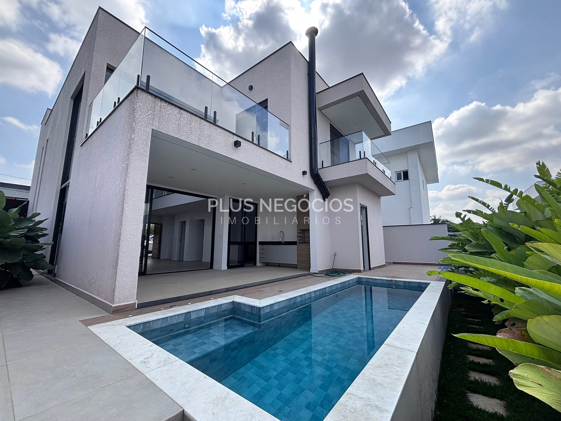 Casa à venda com 3 quartos, 244m² - Foto 45