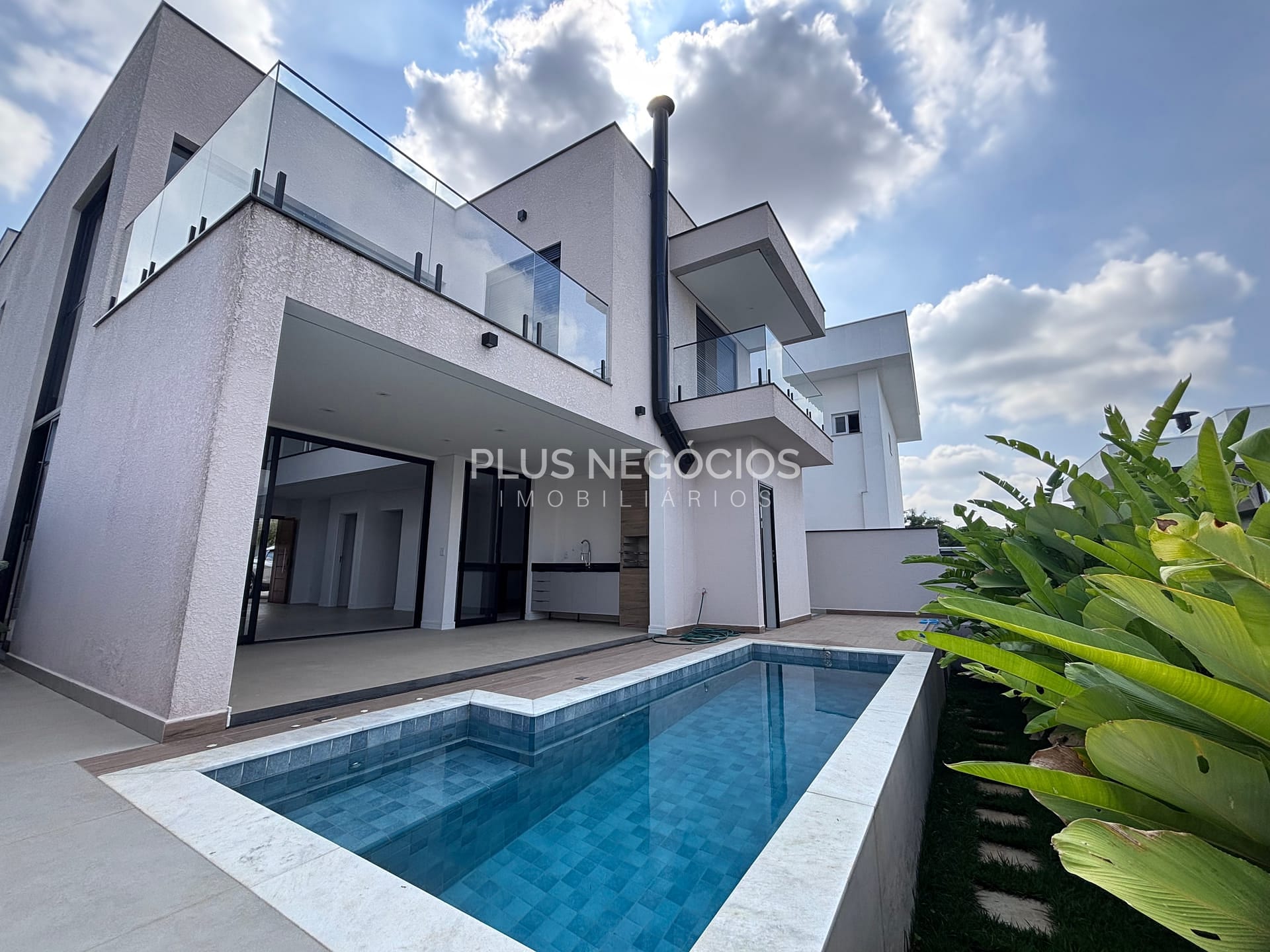 Casa à venda com 3 quartos, 244m² - Foto 27
