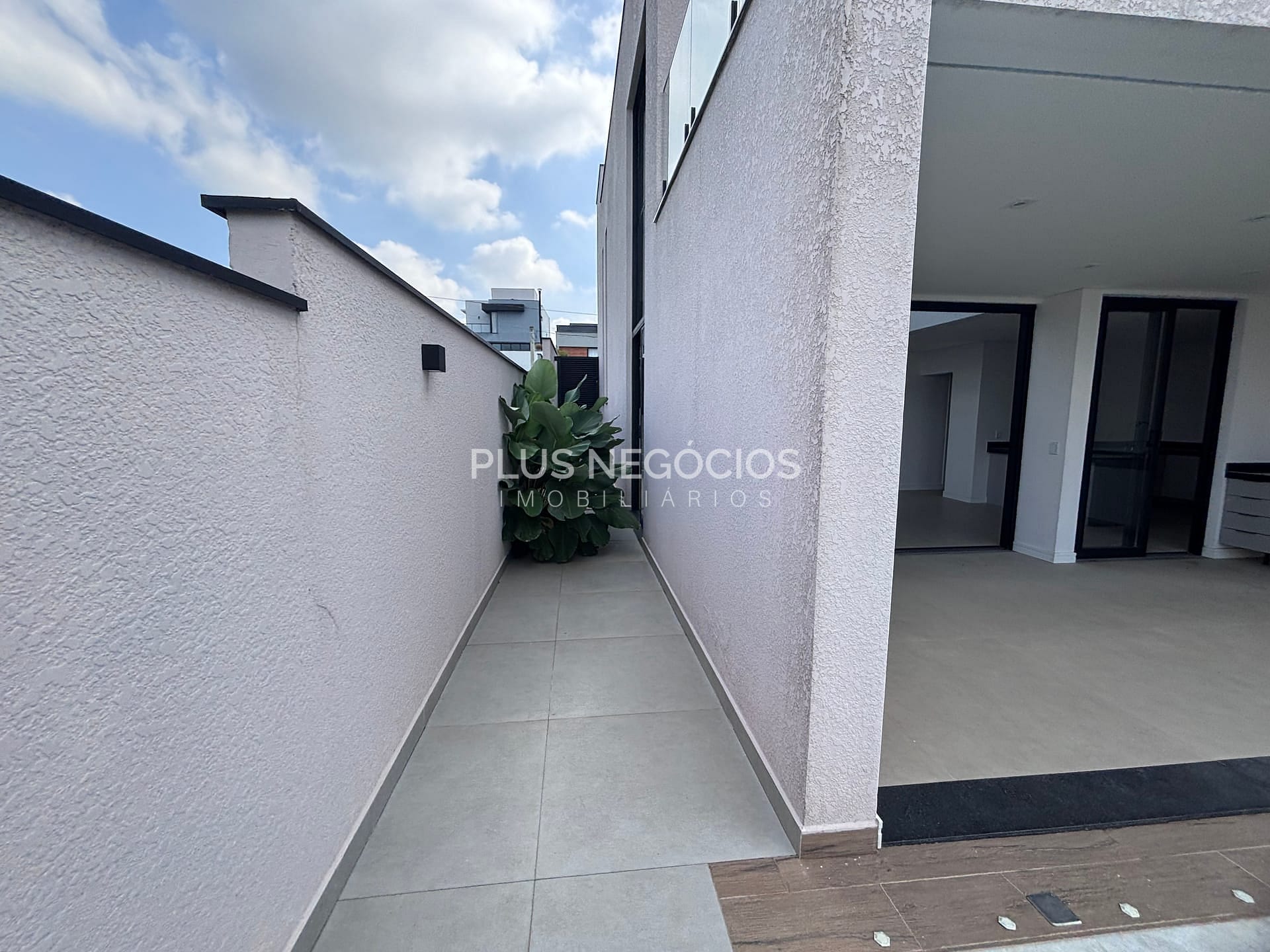 Casa à venda com 3 quartos, 244m² - Foto 46