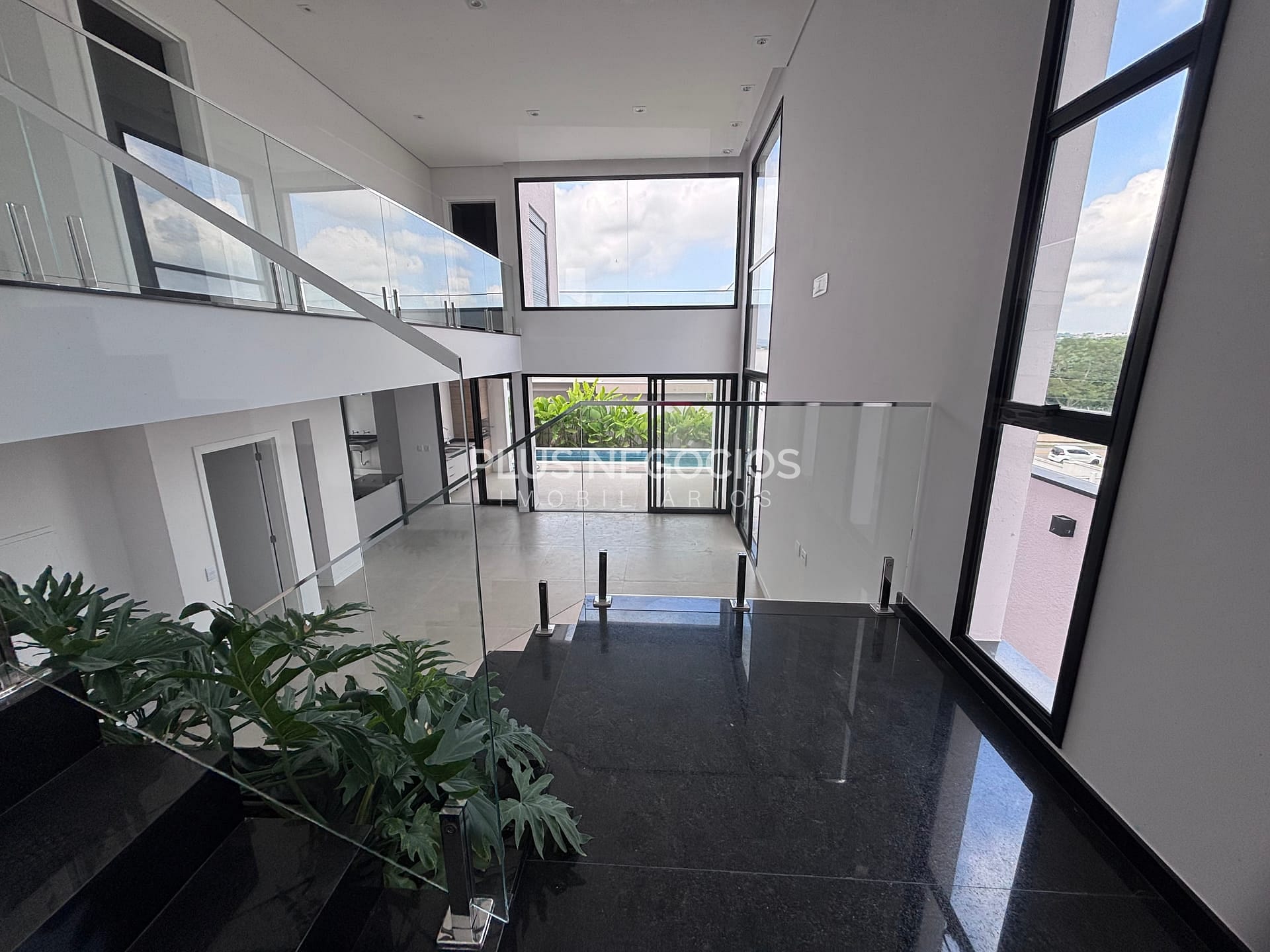 Casa à venda com 3 quartos, 244m² - Foto 29