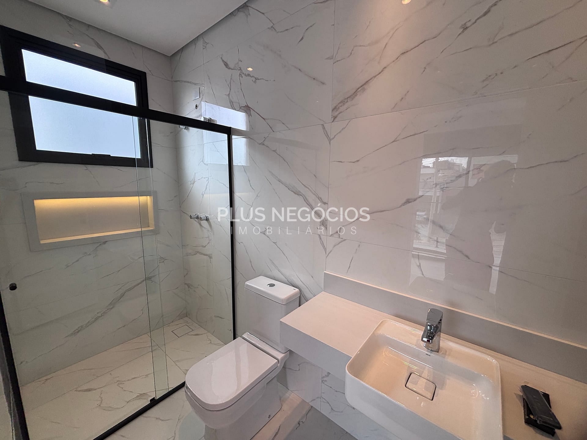 Casa à venda com 3 quartos, 244m² - Foto 53
