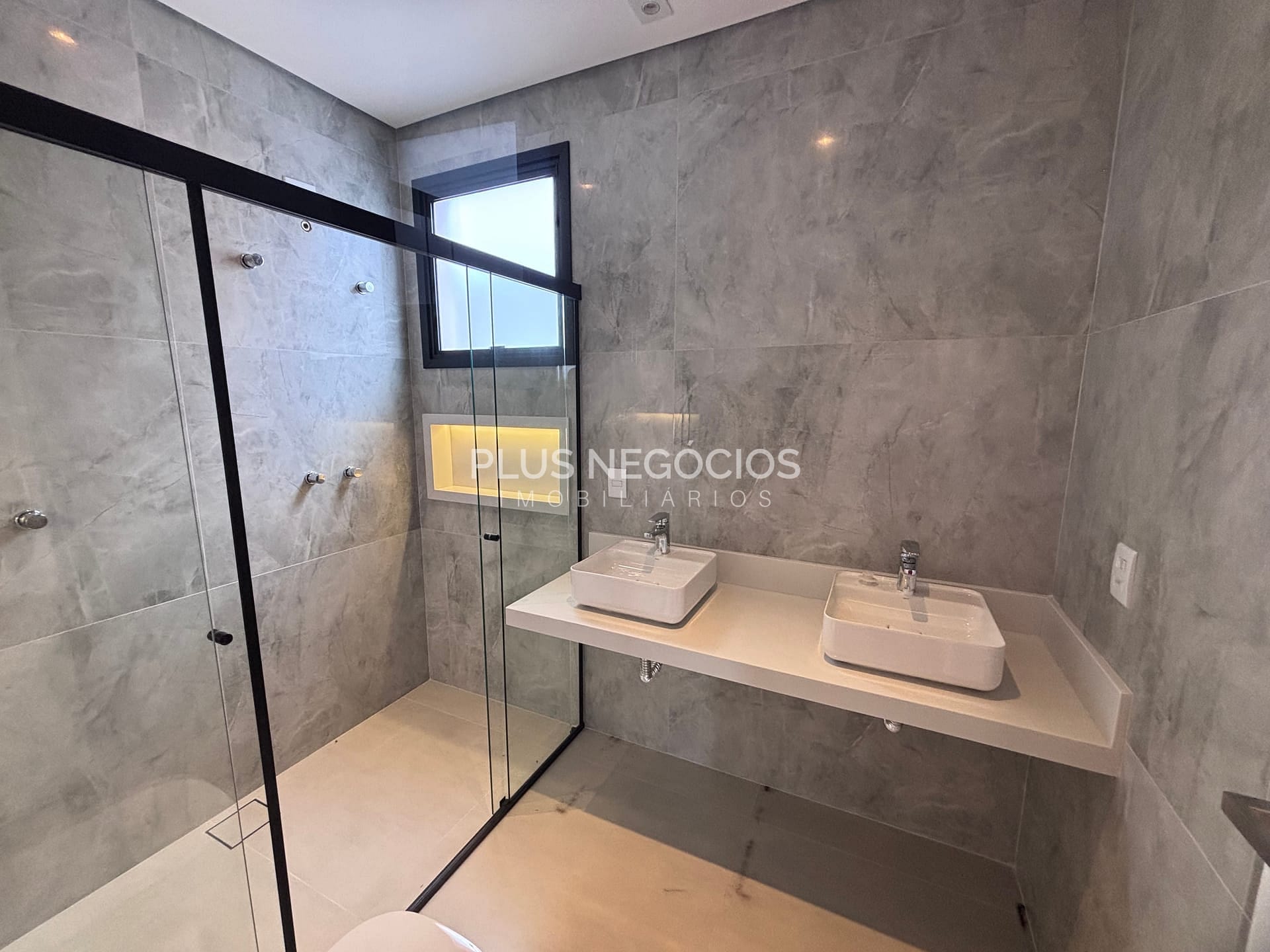 Casa à venda com 3 quartos, 244m² - Foto 36