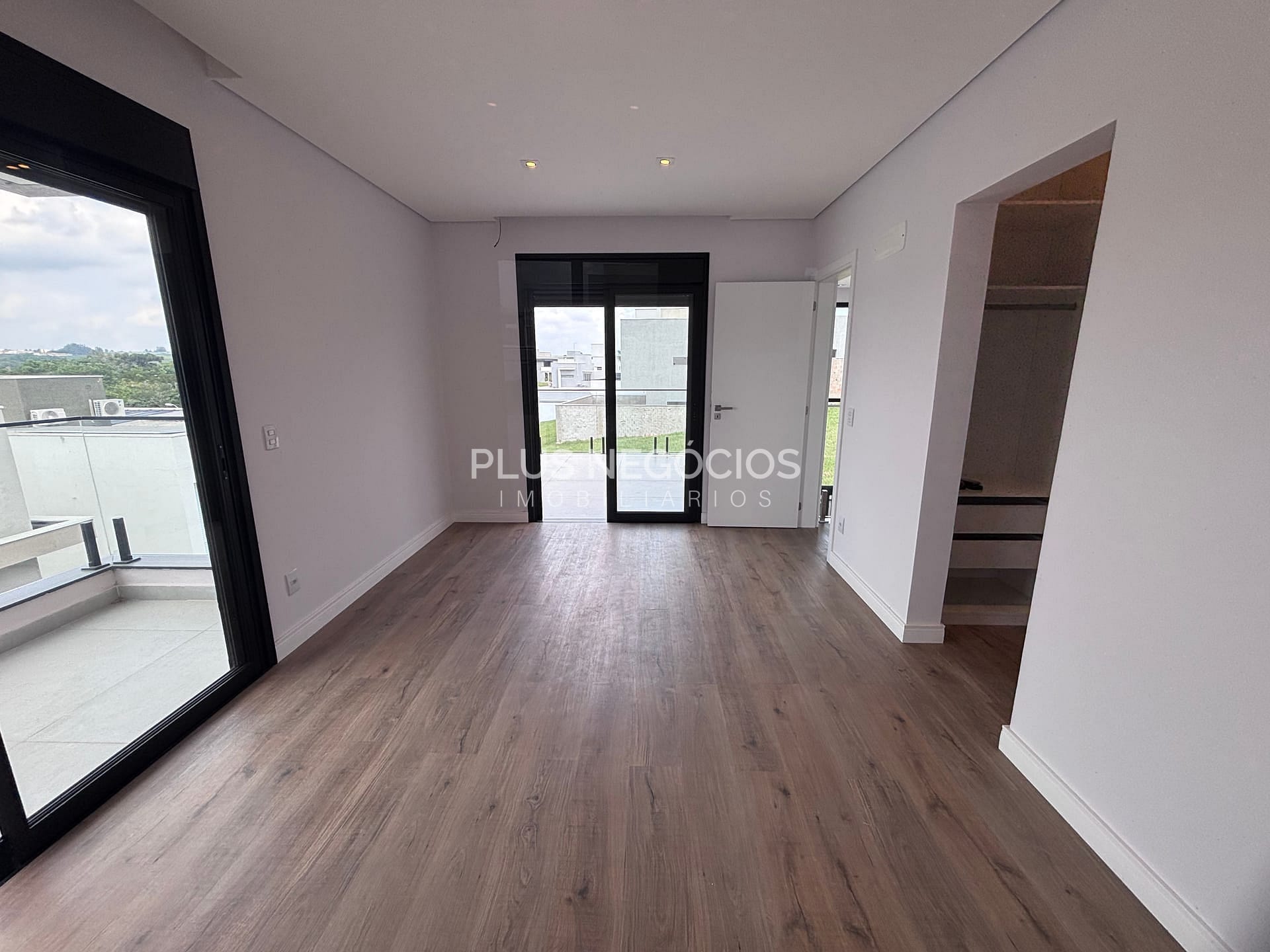 Casa à venda com 3 quartos, 244m² - Foto 17